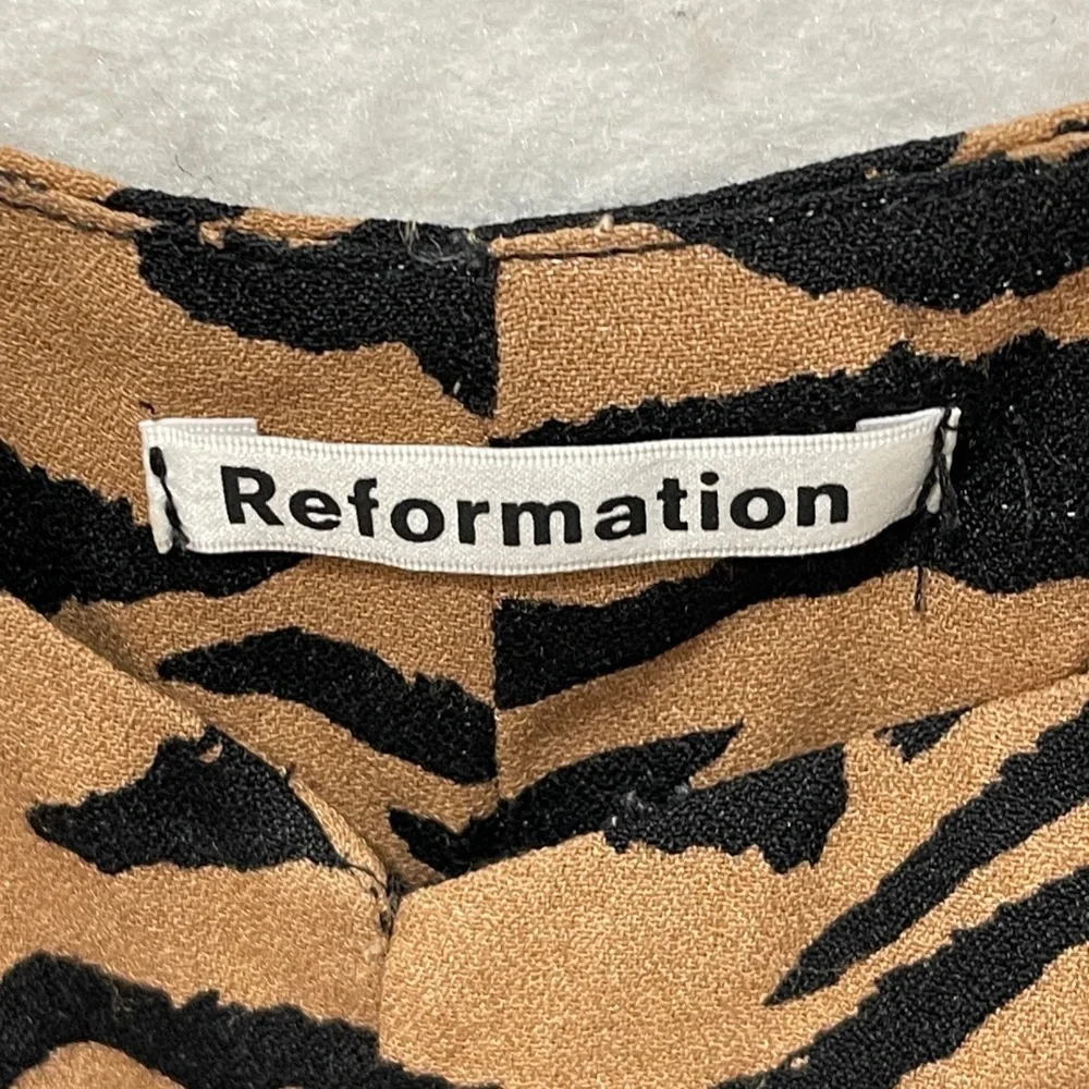 Reformation Dallas Top in Rajah Size 4 Zebra Tiger Stripe Print Animal Print